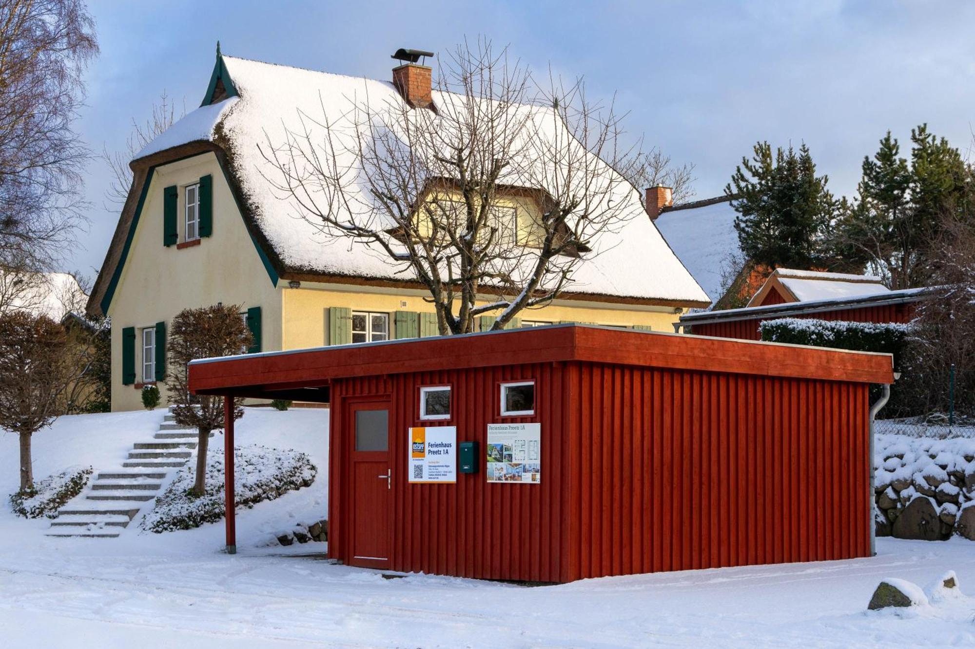 Ferienhaus Preetz 1A - Idylle Unter Reet Burtevitz Exterior foto