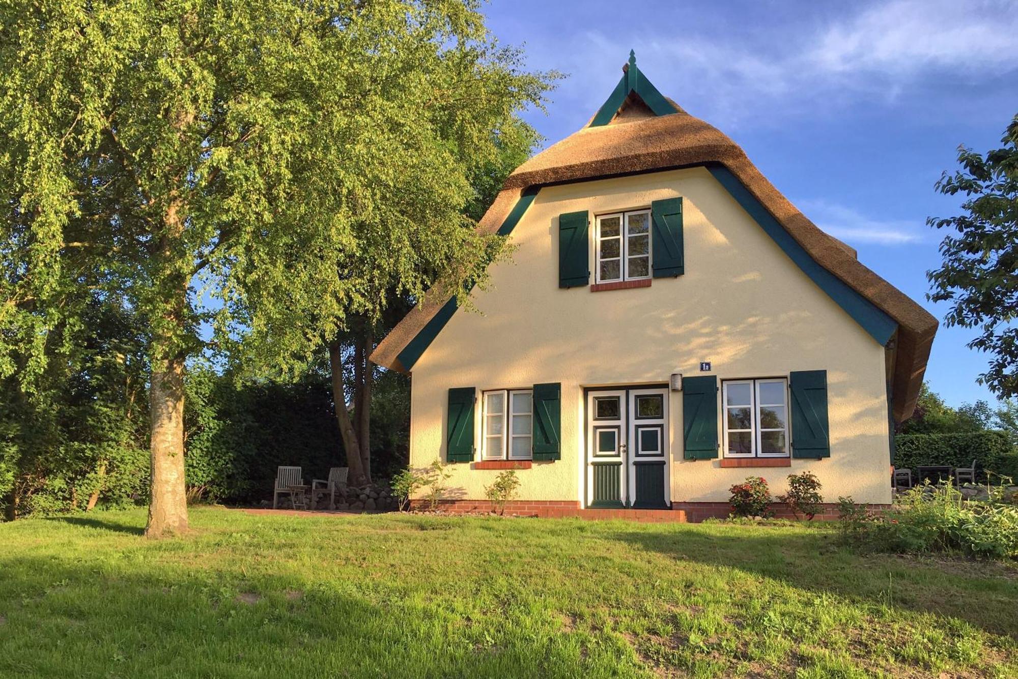 Ferienhaus Preetz 1A - Idylle Unter Reet Burtevitz Exterior foto