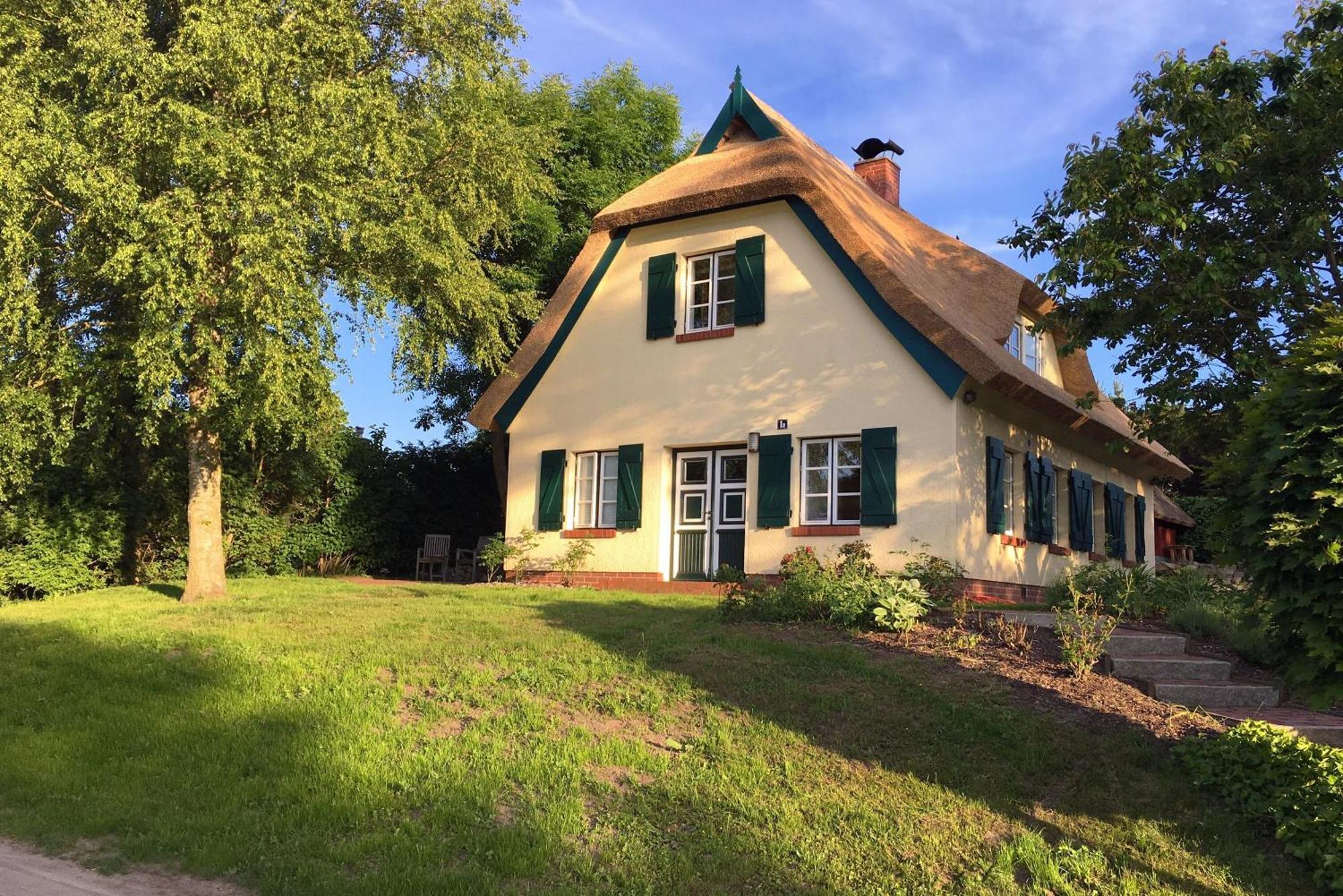 Ferienhaus Preetz 1A - Idylle Unter Reet Burtevitz Exterior foto